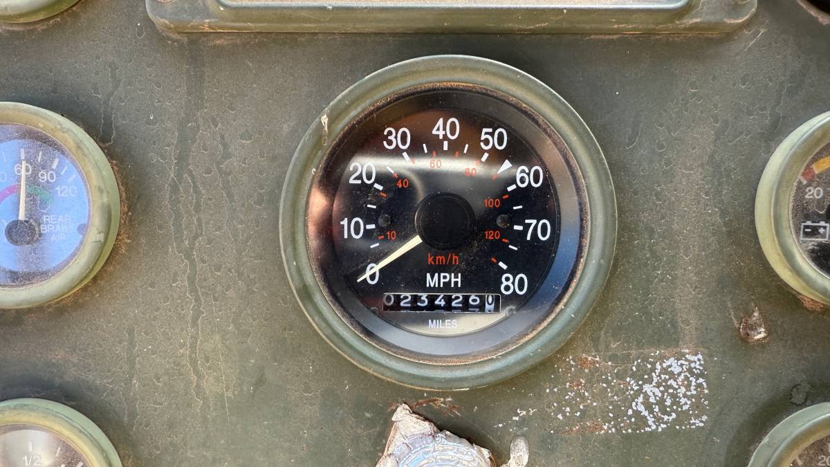 Stewart-amp-stevens-m1078-diesel-1996-green-7