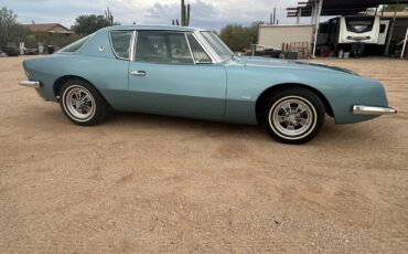 Studebaker-Avanti-1963-1