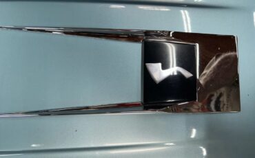 Studebaker-Avanti-1963-11