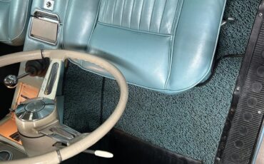 Studebaker-Avanti-1963-12