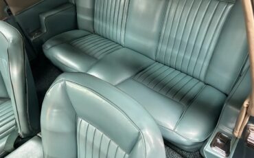 Studebaker-Avanti-1963-13
