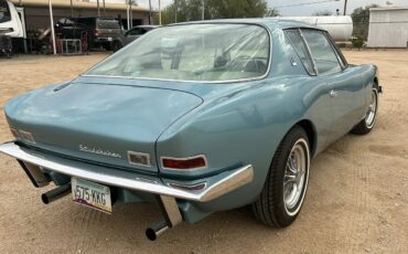 Studebaker-Avanti-1963-2