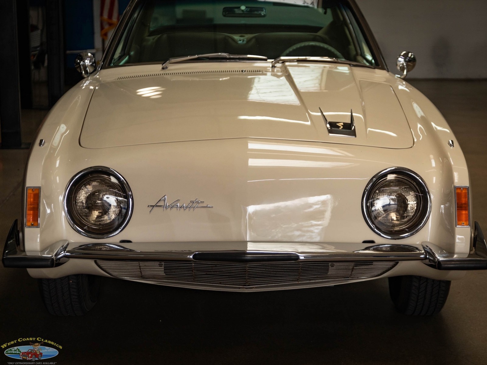 Studebaker-Avanti-1963-2-Door-Coupe-15