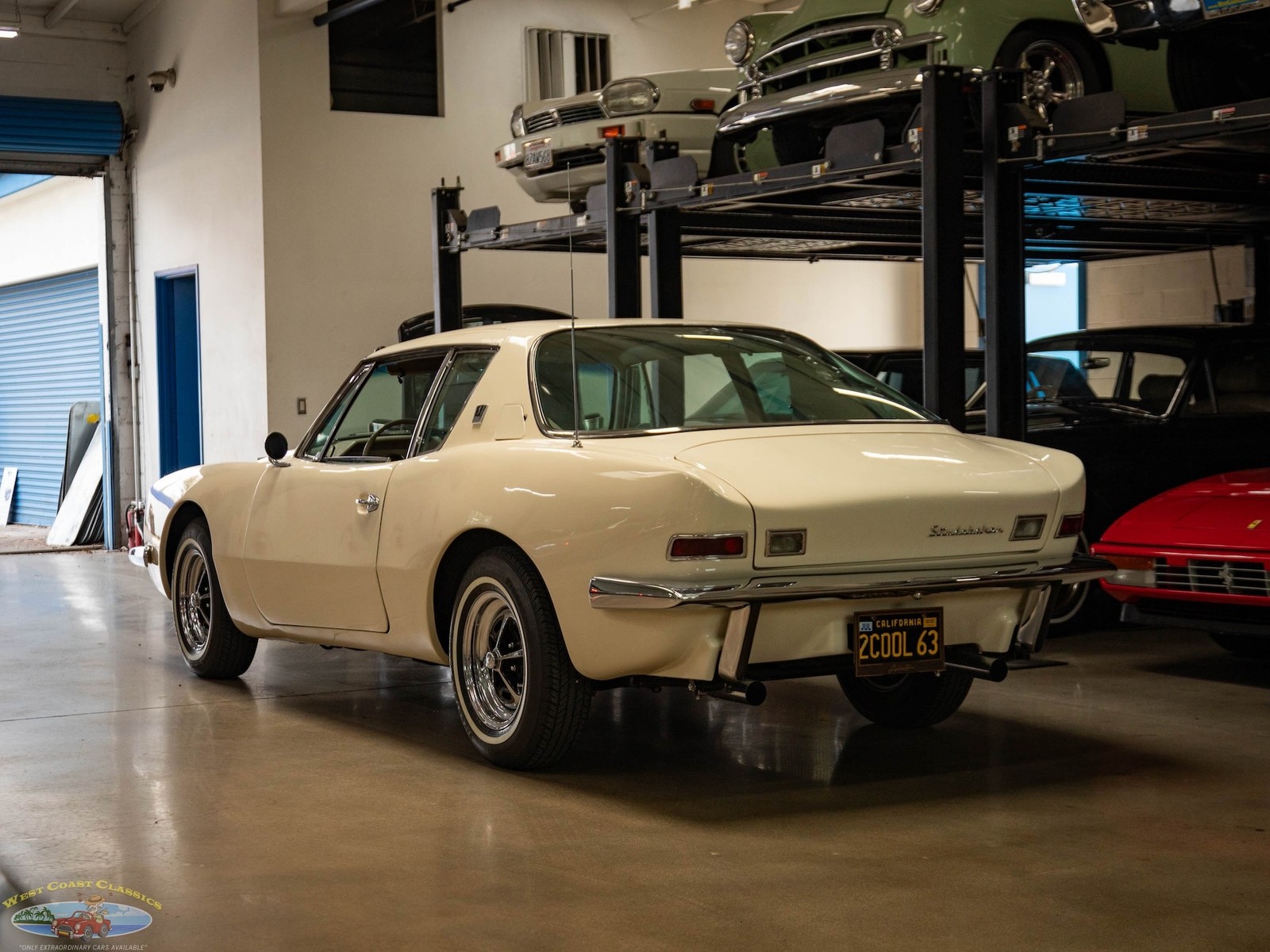 Studebaker-Avanti-1963-2-Door-Coupe-21