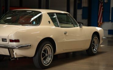 Studebaker-Avanti-1963-2-Door-Coupe-26