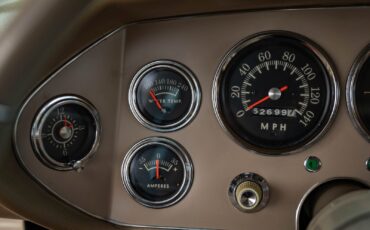 Studebaker-Avanti-1963-2-Door-Coupe-37