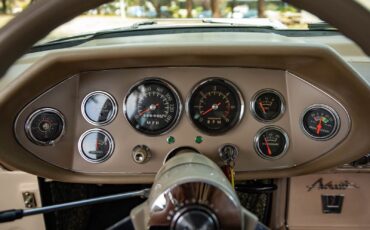 Studebaker-Avanti-1963-2-Door-Coupe-38