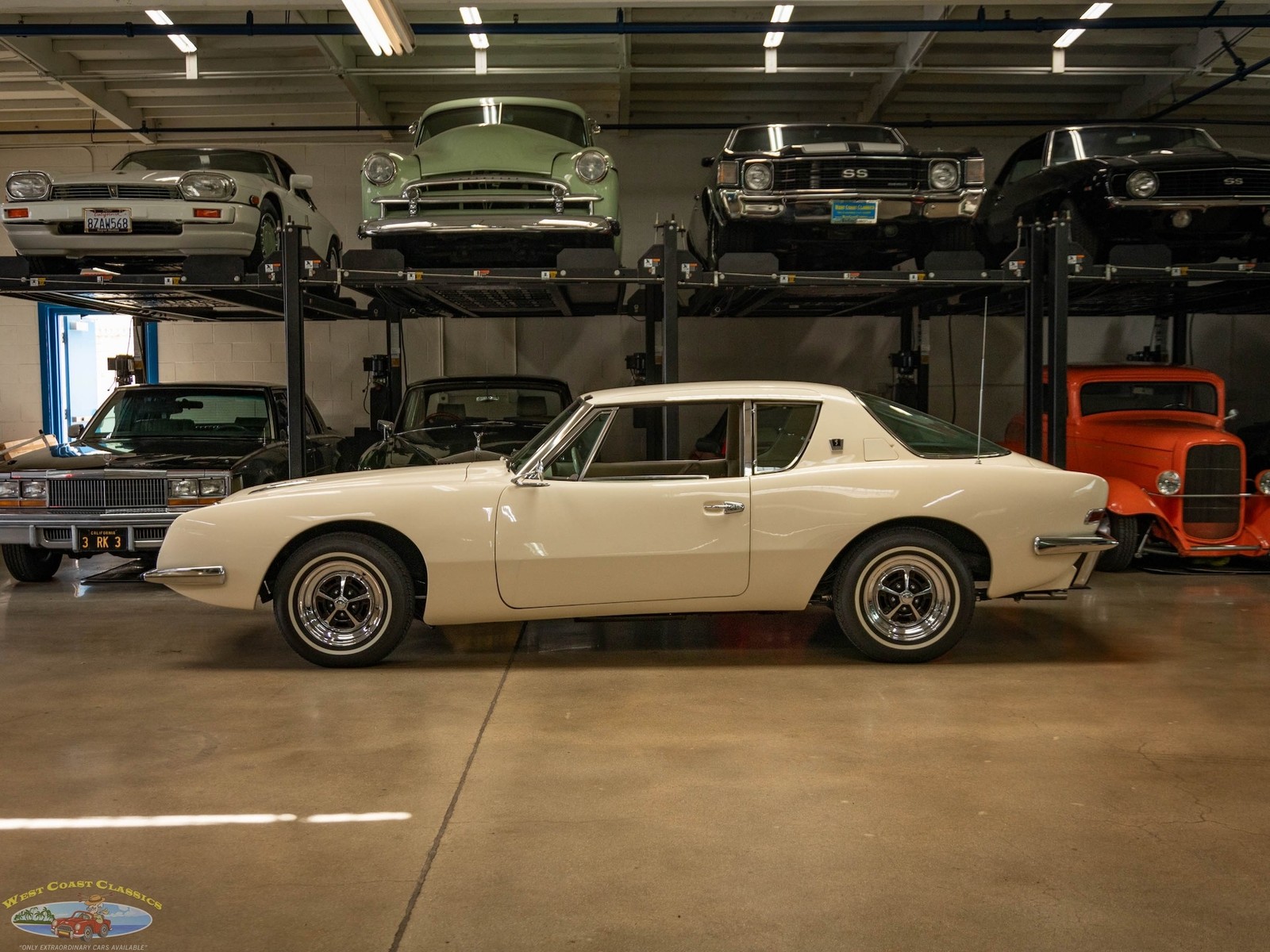Studebaker-Avanti-1963-2-Door-Coupe-6