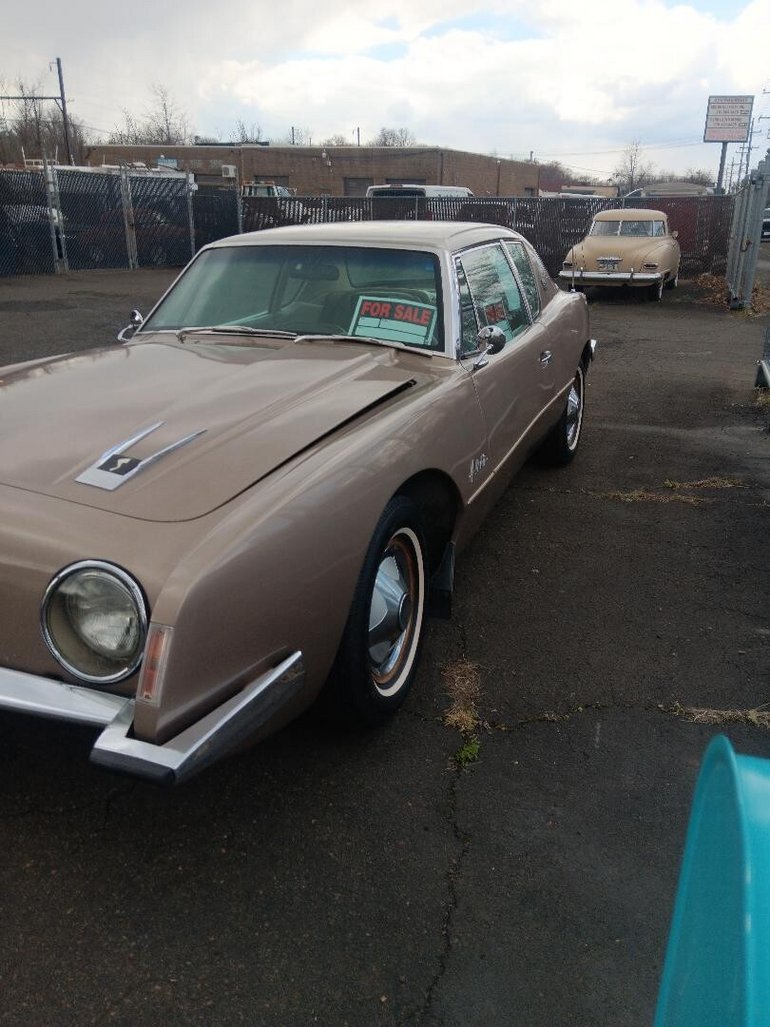 Studebaker-Avanti-1963-Beige