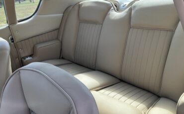 Studebaker-Avanti-1963-Coupe-11