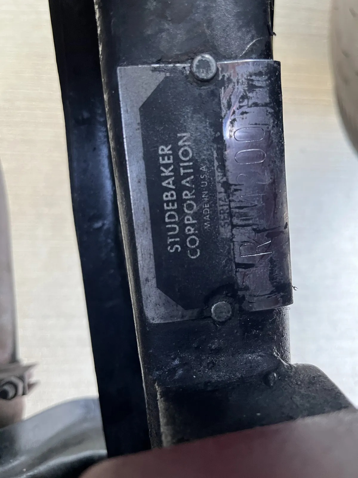 Studebaker-Avanti-1963-Red-Fawn-17