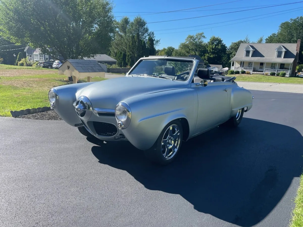 Studebaker-Champion-1947-Silver-Black-19