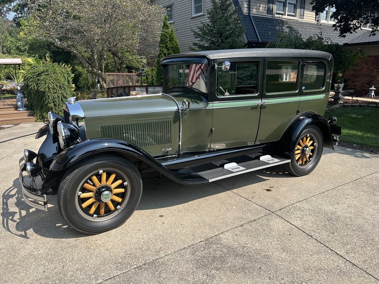 Studebaker-Commander-1928-3-Shades-Of-Green-Brown