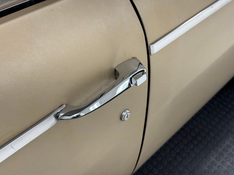 Studebaker-Lark-1964-Golden-Sand-Metallic-Tan-23