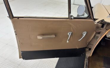 Studebaker-Lark-1964-Golden-Sand-Metallic-Tan-44