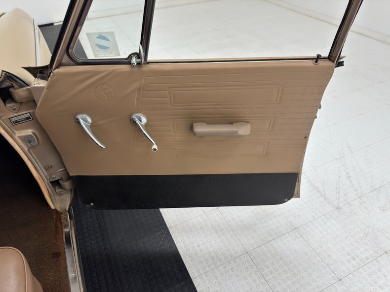 Studebaker-Lark-1964-Golden-Sand-Metallic-Tan-46