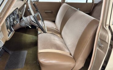 Studebaker-Lark-1964-Golden-Sand-Metallic-Tan-48