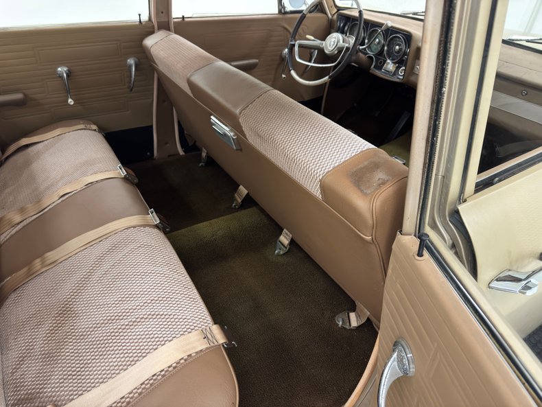 Studebaker-Lark-1964-Golden-Sand-Metallic-Tan-6