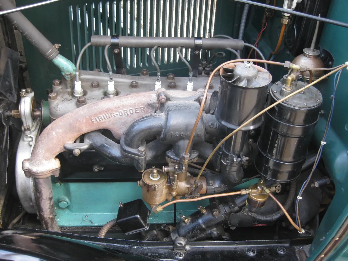 Studebaker-Standard-six-1926-Green-Gray-1