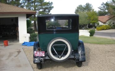 Studebaker-Standard-six-1926-Green-Gray