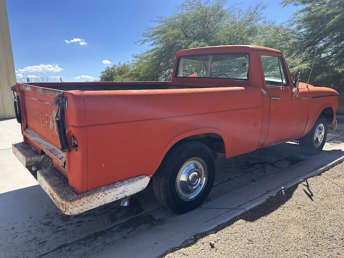 Studebaker-champ-pickup-1964-orange-15