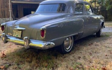 Studebaker-champion-1952-grey-3