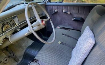 Studebaker-champion-1952-grey