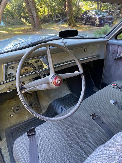 Studebaker-champion-1952-grey-5