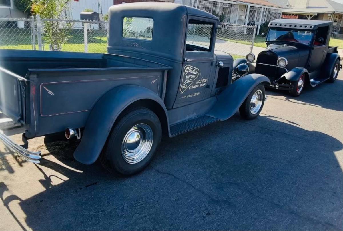 Studebaker-champion-1952-grey-8