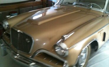 Studebaker-golden-hawk-1957-2