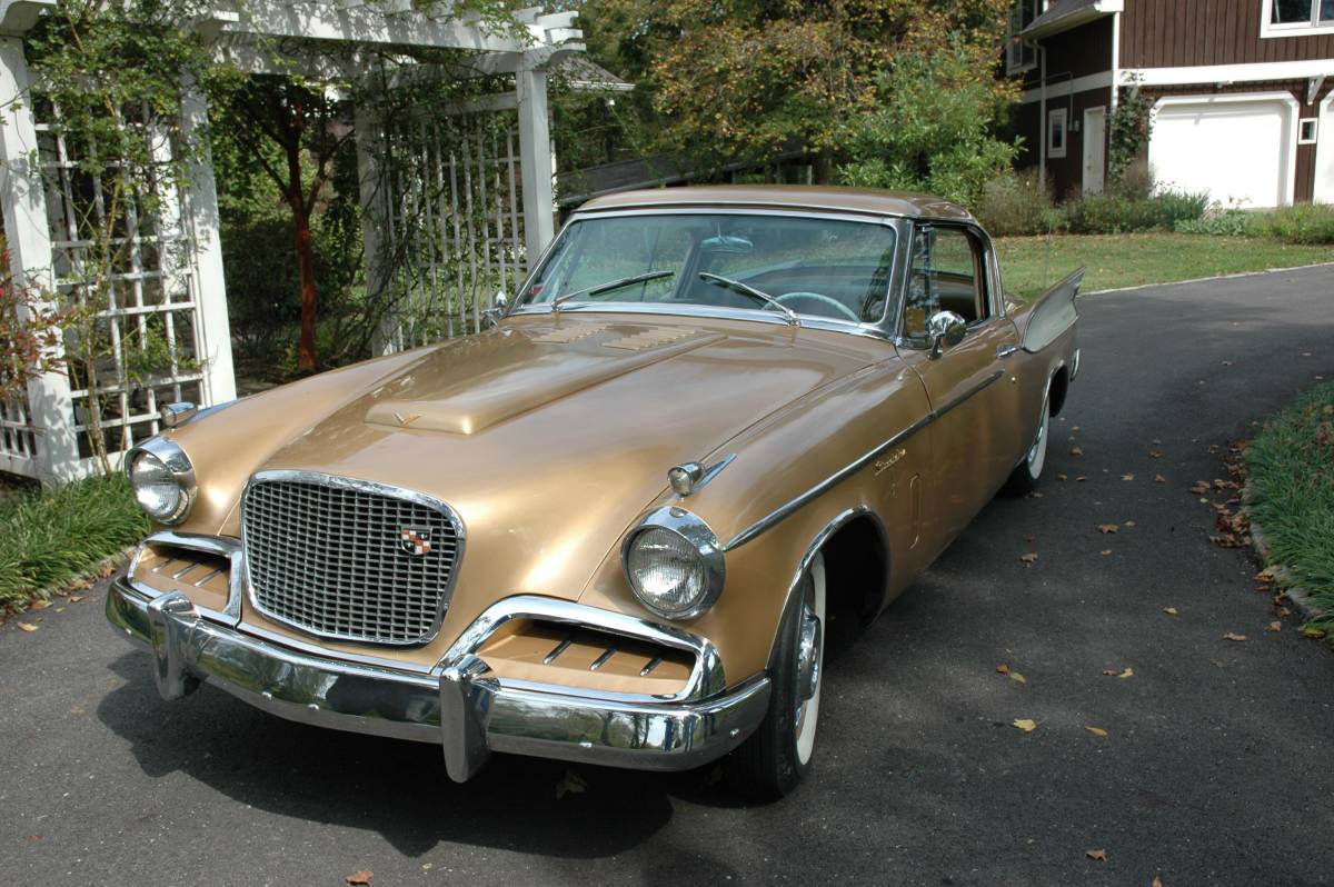 Studebaker-golden-hawk-1957-3