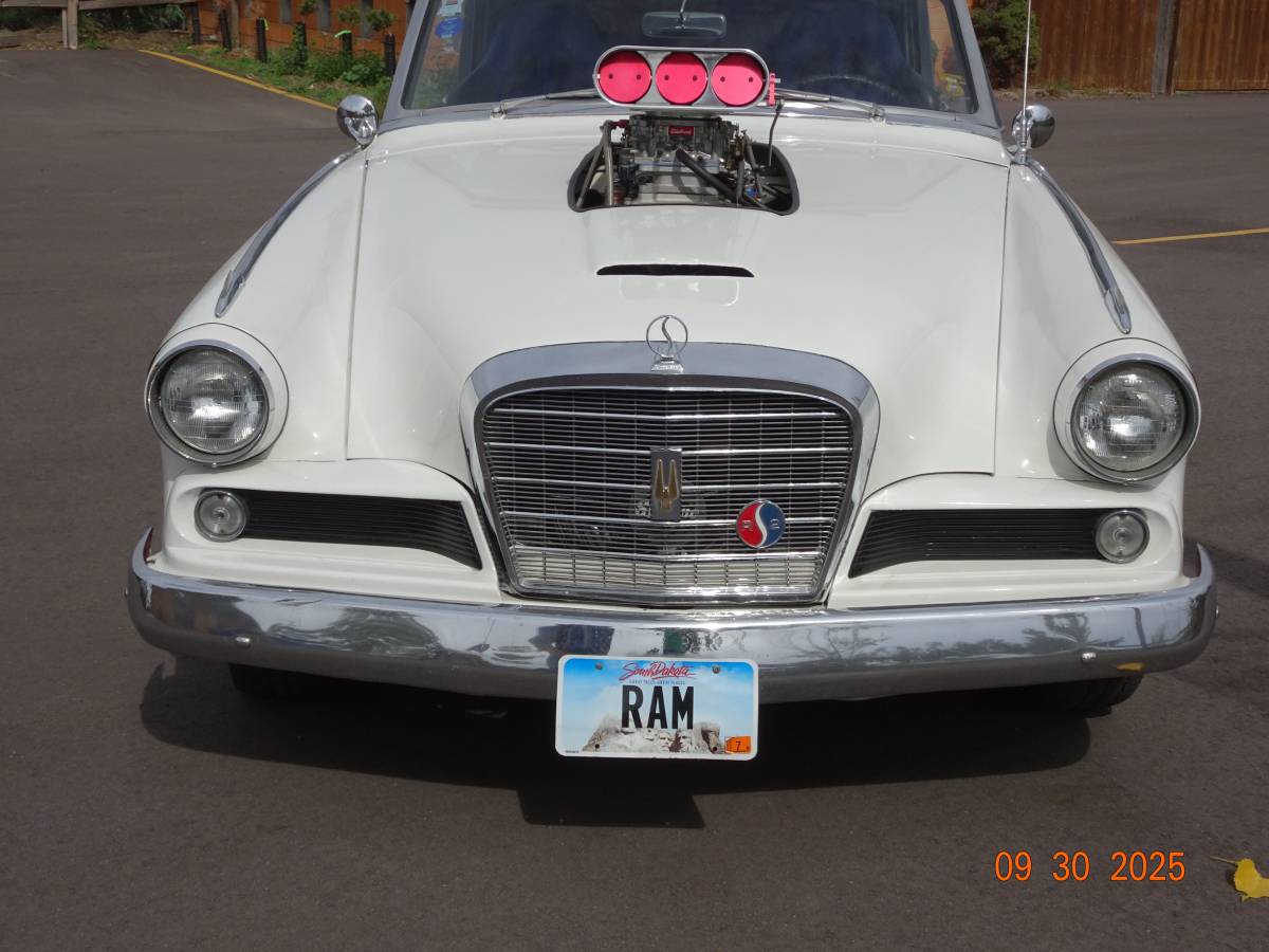 Studebaker-hawk-gt-1964-white-11