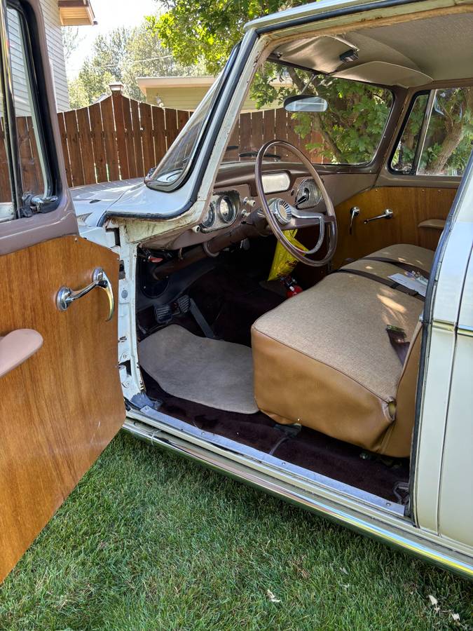 Studebaker-lark-1960-white-4