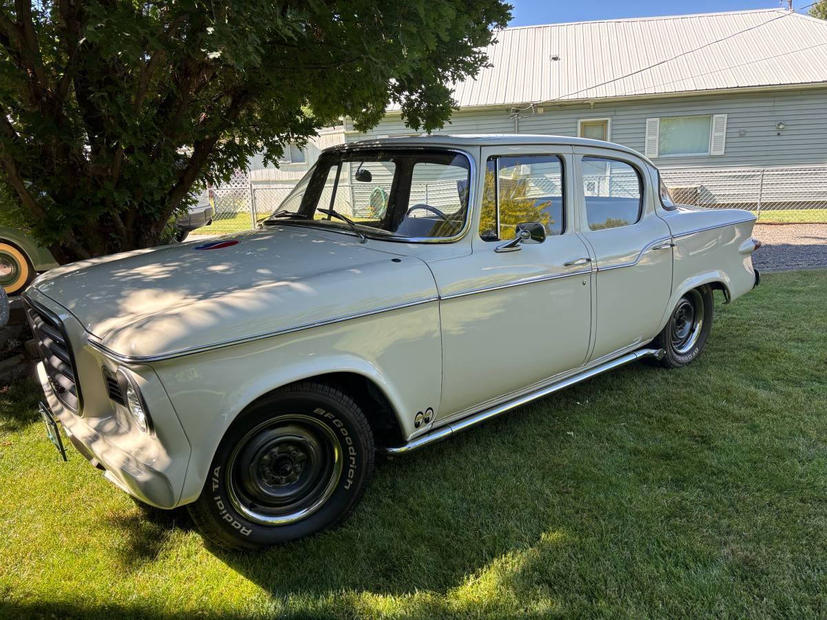 Studebaker-lark-1960-white-5