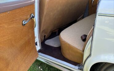 Studebaker-lark-1960-white-9