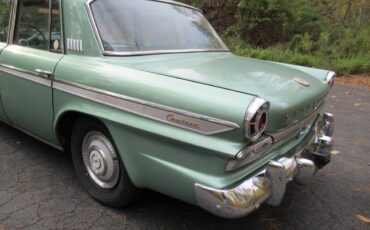 Studebaker-lark-cruiser-1963-10