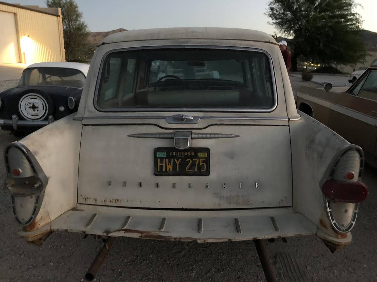 Studebaker-provincial-wagon-1957-white-26