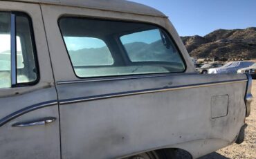 Studebaker-provincial-wagon-1957-white-29