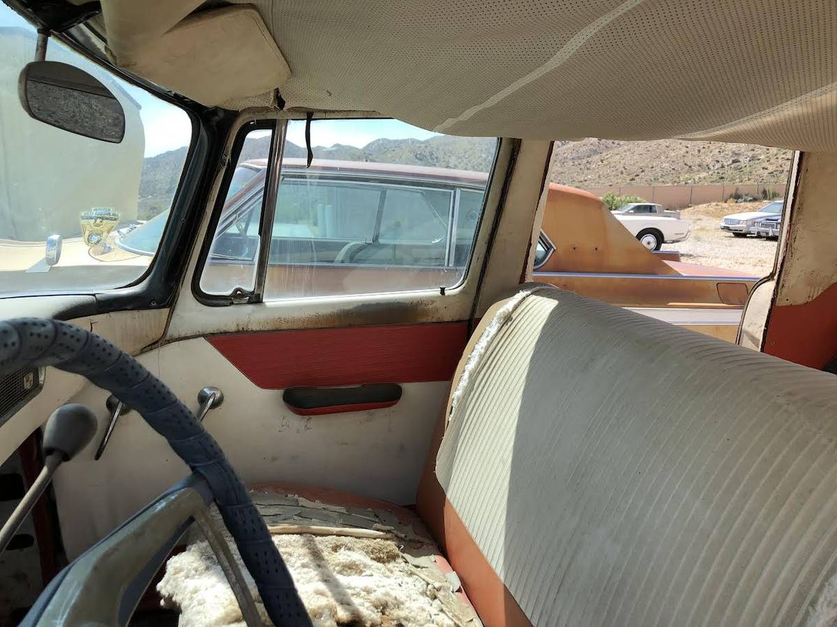 Studebaker-provincial-wagon-1957-white-37