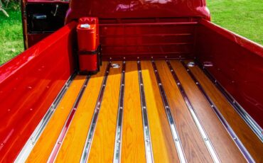 Studebaker-transtar-1957-red-5
