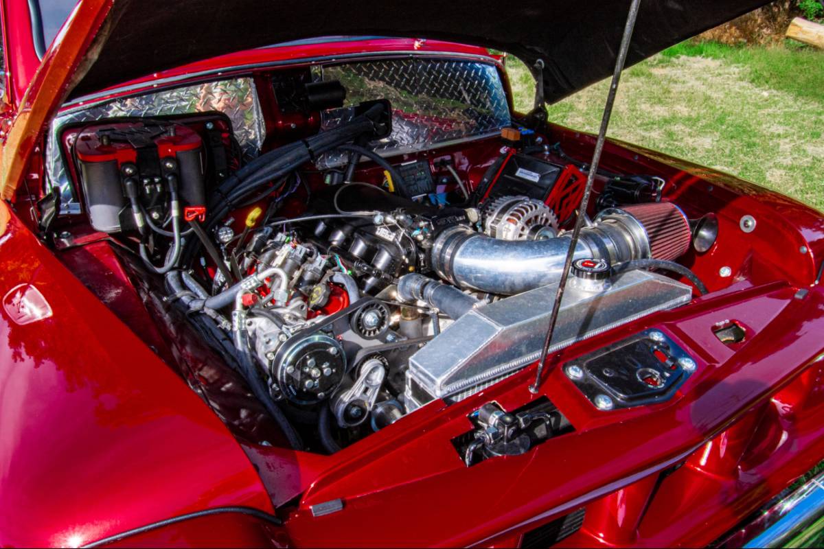 Studebaker-transtar-1957-red-6