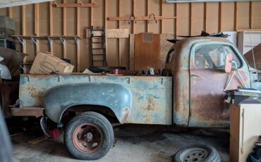 Studebaker-truck-1949-1