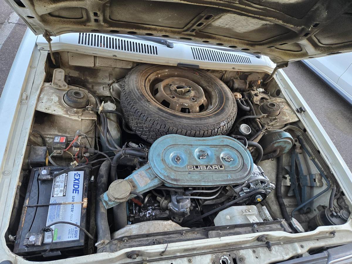 Subaru-1600-1980-white-1