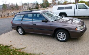 Subaru-1995-brown-1