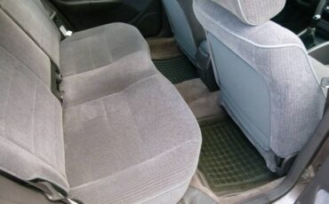 Subaru-1995-brown-8