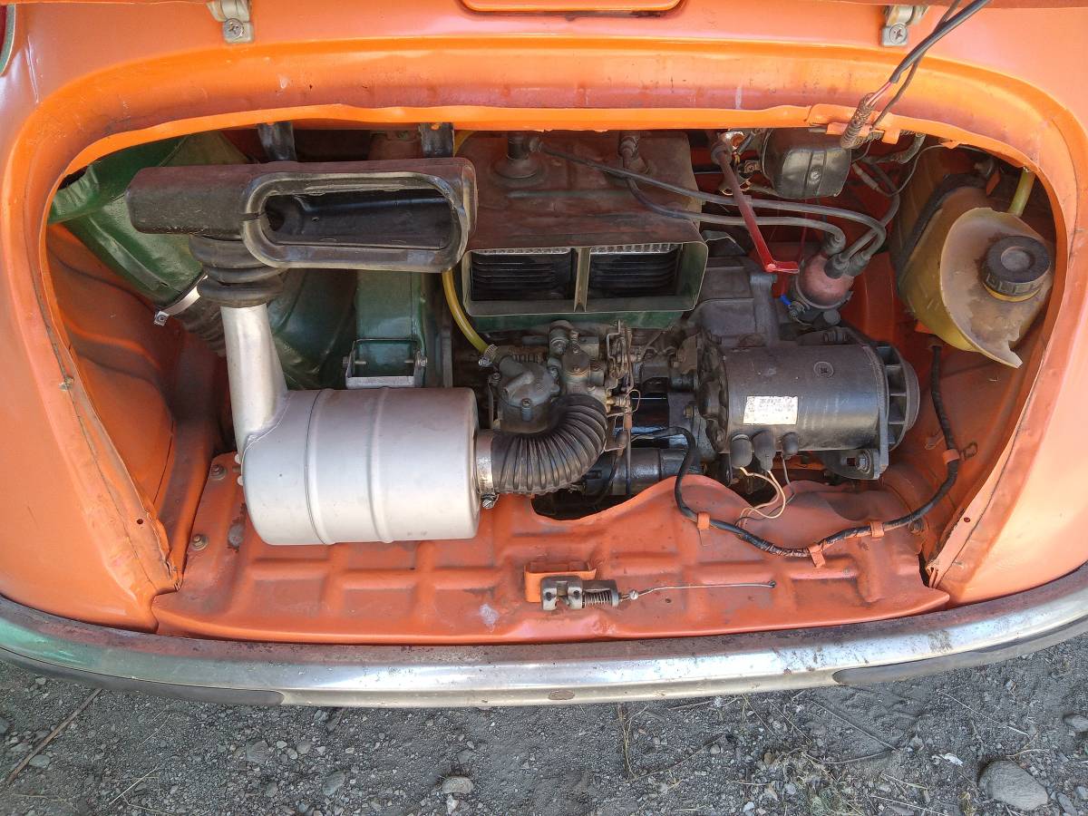 Subaru-360-1969-orange-4