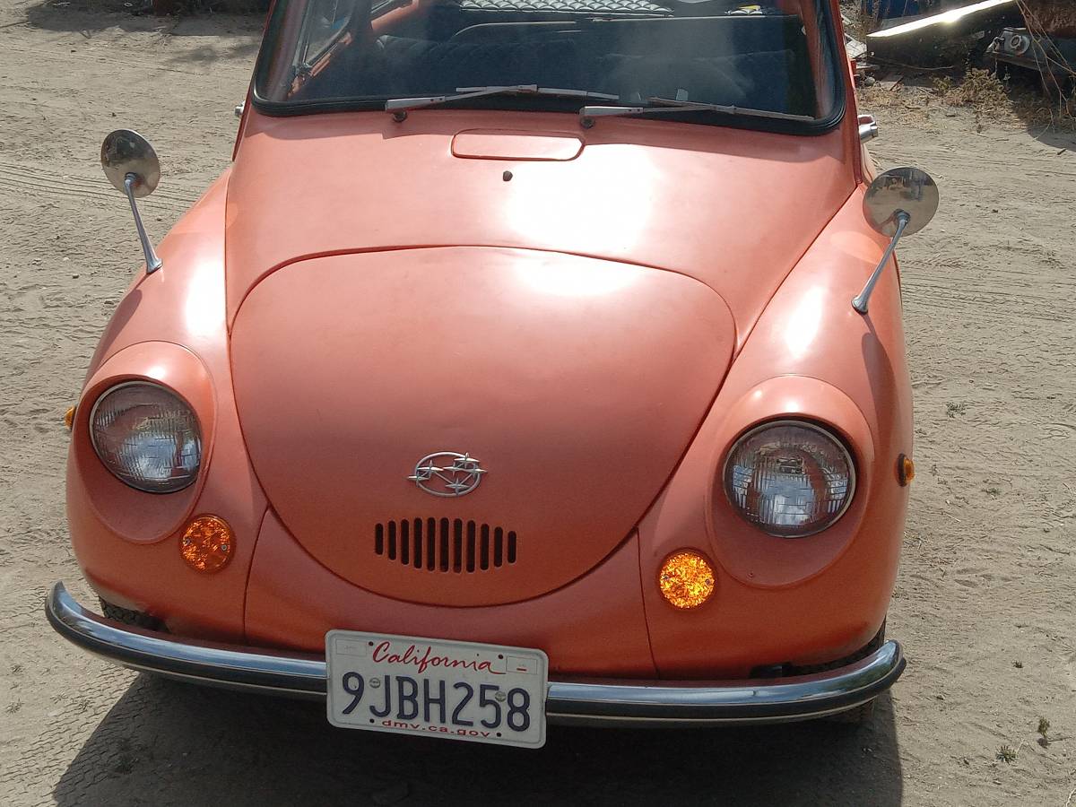 Subaru-360-1969-orange-7