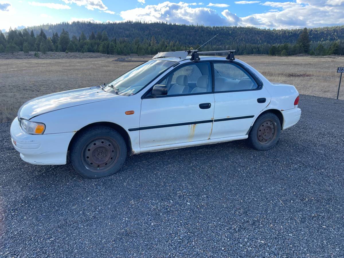 Subaru-impreza-1995-white-2