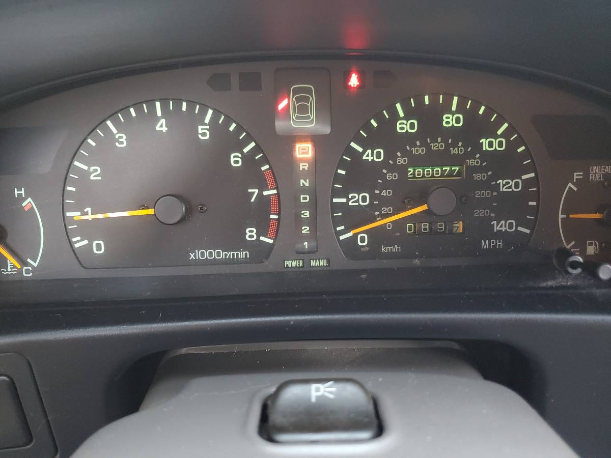 Subaru-legacy-1990-11