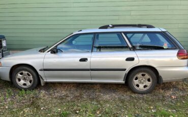 Subaru-legacy-1995-silver